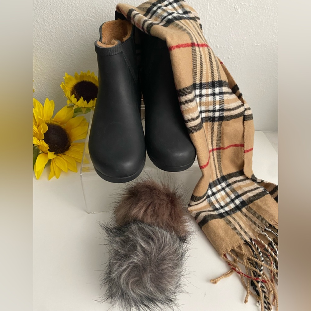 chooka boots (NWOT)